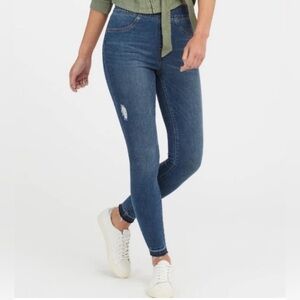 SPANX Distressed Denim Jegging Jeans Leggings Pants Shapewear Raw Hem Medium